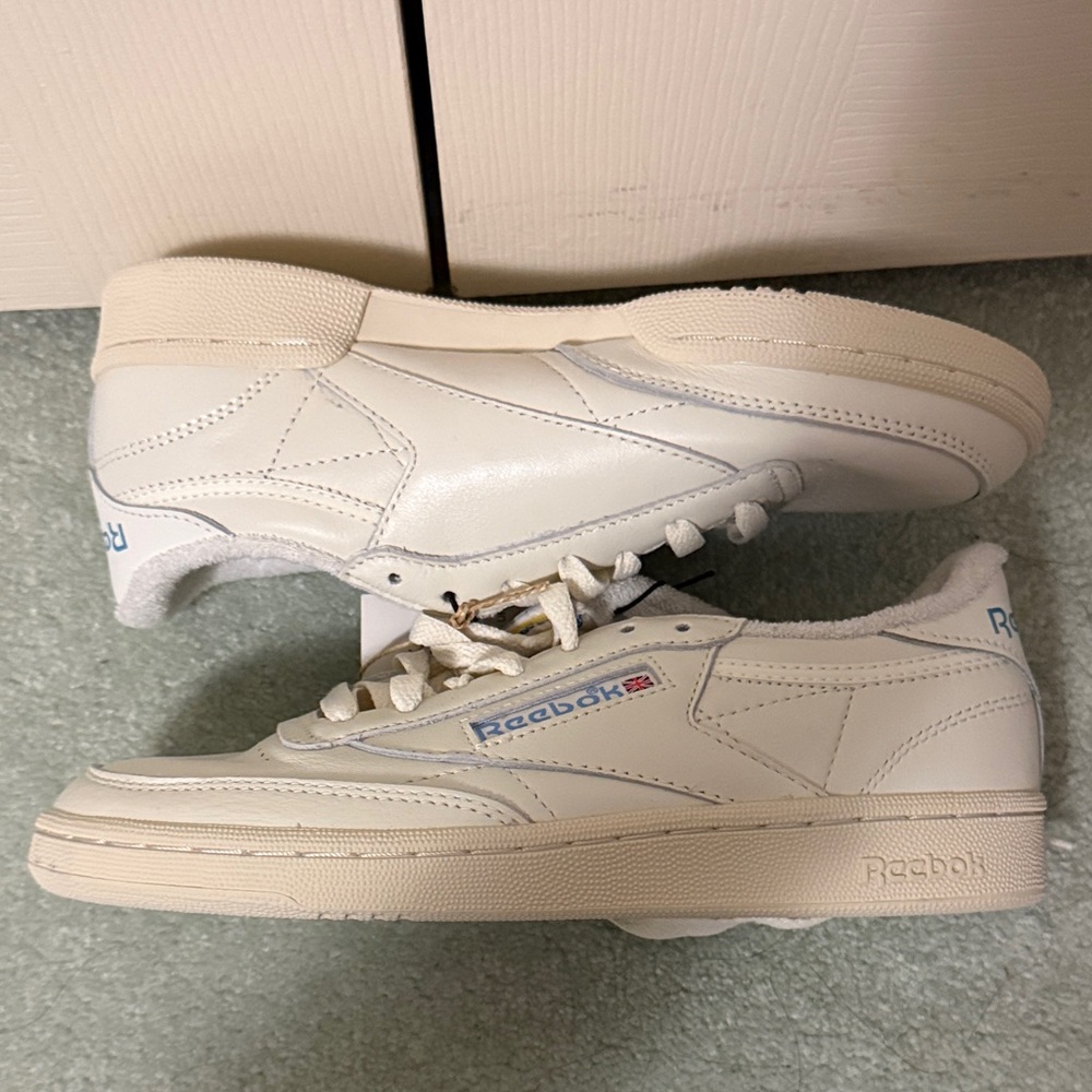 Reebok CLUB C 85 VINTAGE CO Women Leather Sneakers -Chalk/Blue-Size 7.5-NWT - Picture 8 of 14